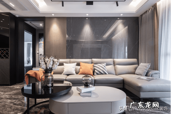 餐厅的地板铺什么颜色的好 餐厅地板什么颜色好看