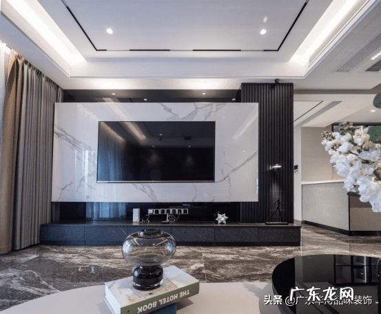 餐厅的地板铺什么颜色的好 餐厅地板什么颜色好看