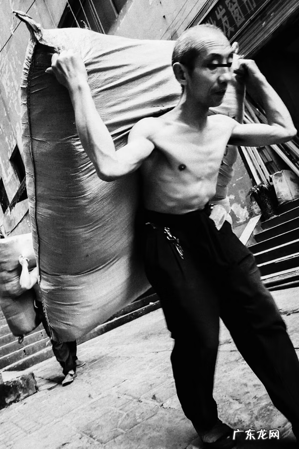 朝天门服装批发市场在哪里 重庆朝天门服装批发城