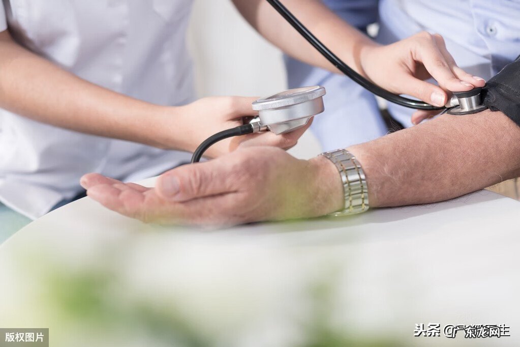 冠心病是怎么引起来的 冠心病