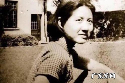 “中国情书王子”,只活了32岁:他用10句话,写尽爱情