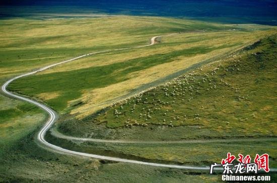 念青唐古拉山温泉 念青唐古拉山照片