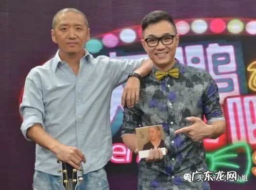 劫匪抢劫银行 严谨扮演银行劫匪