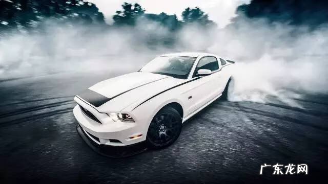 汽车漂移的动作要领 汽车飘移还是漂移