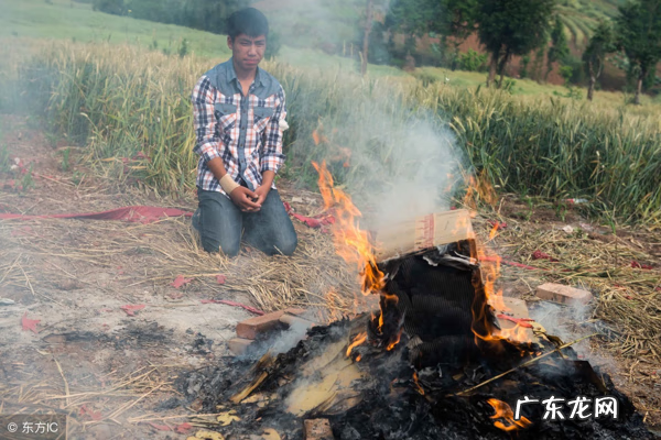 别人家的坟埋在我家地里风水