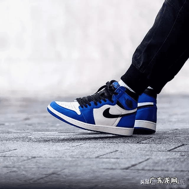 高帮篮球鞋怎么穿 高帮鞋怎么穿?