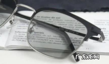 变色近视眼镜的利弊 变色近视眼镜的利弊知乎