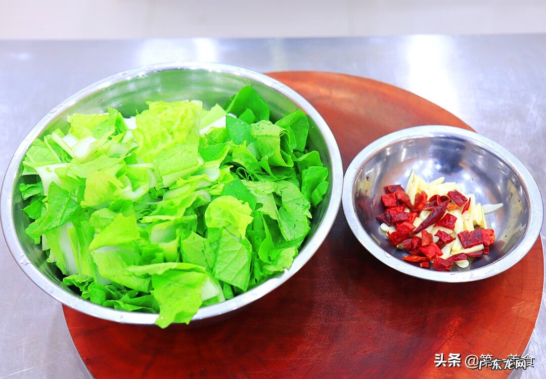 怎样炒小白菜最好吃 小白菜怎么做好吃怎么炒好吃