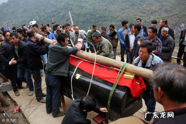 白事去别人家对谁不好 白事去别人家有什么讲究