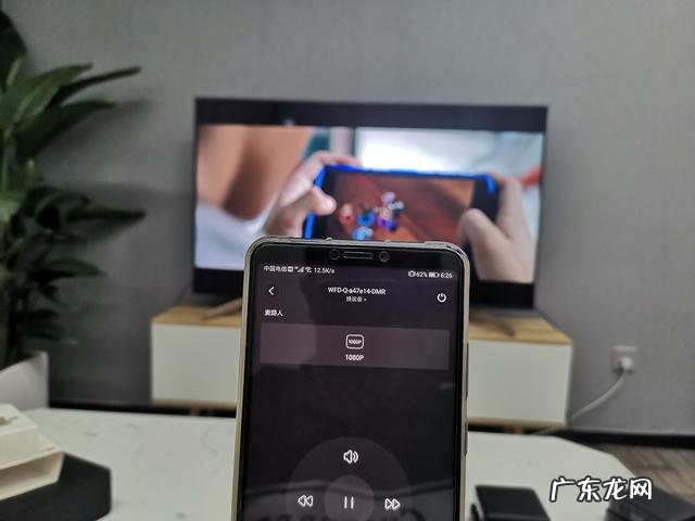 迷你投影仪怎么连接手机 投影仪怎么连hdmi