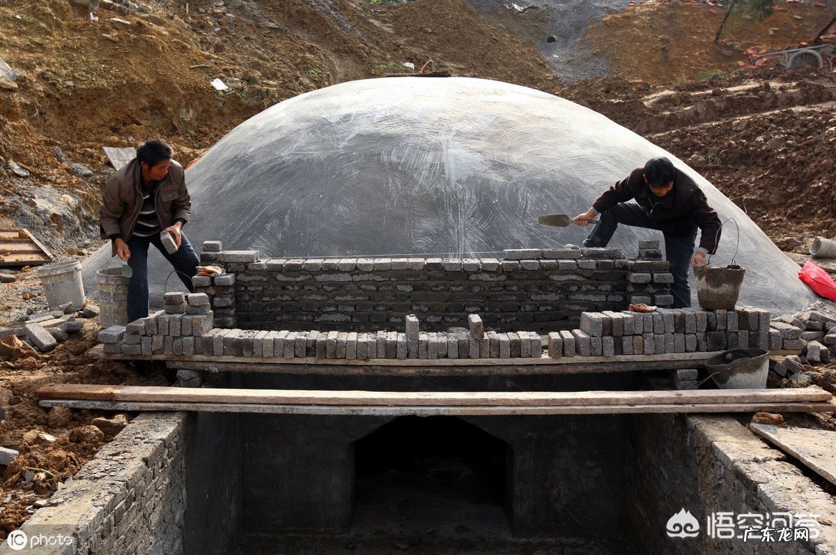 养牛产生牛粪多,如何处理牛粪变废为宝呢?