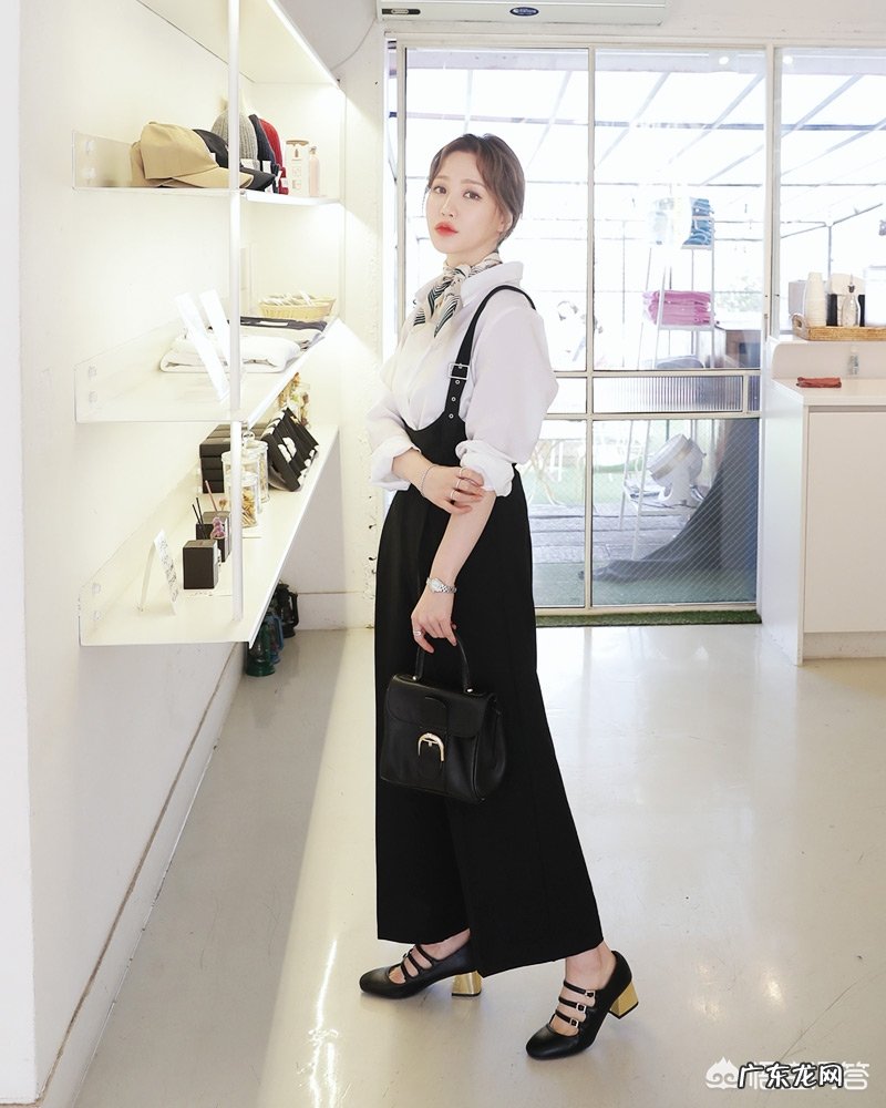 又胖又矮的女生穿什么好看?