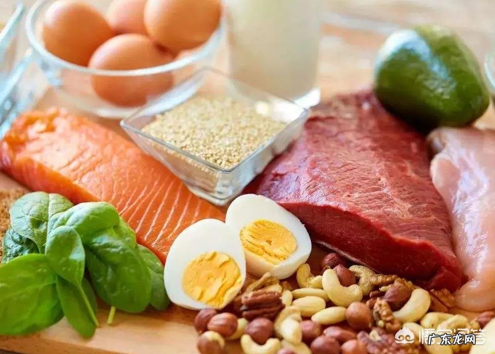 怀孕一个半月了,孕吐特别厉害,血压低怎么办?