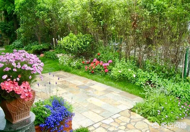 如何打造一个适合北方气候的庭院花园？