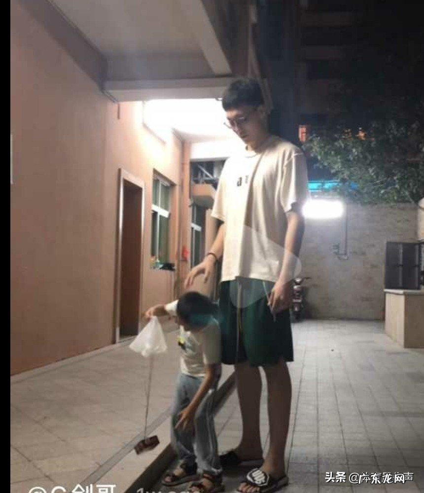 怎么可以成为郭艾伦、张镇麟、赵继伟、胡明轩、赵睿或者徐杰的女朋友？