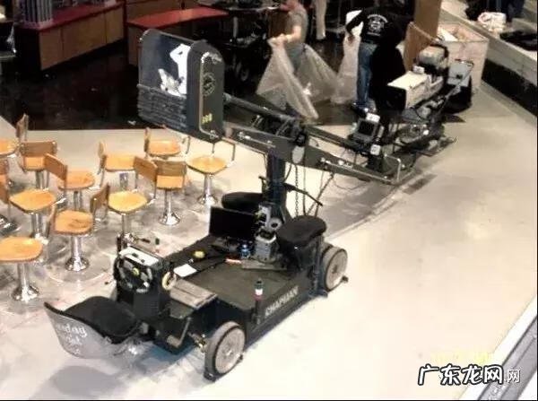 摇臂摄像机图片 摇臂摄像师