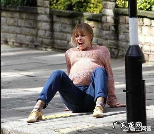 怀孕到预产期了,小便不停的流出来,是怎么回事?