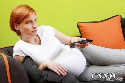 怀孕到预产期了，小便不停的流出来，是怎么回事？