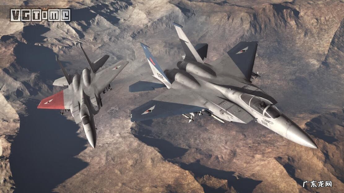 锁定现代空战 锁定现代空战怎么操作