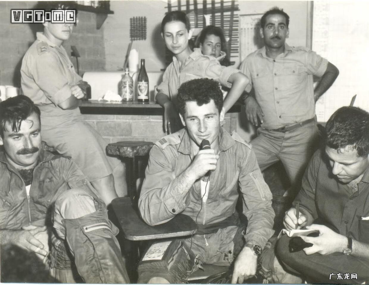 锁定现代空战 锁定现代空战怎么操作