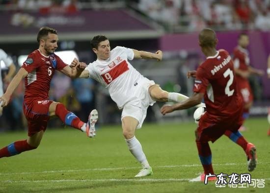 为什么波兰足球队近几年来在世界杯赛场上取不到良好的成绩?