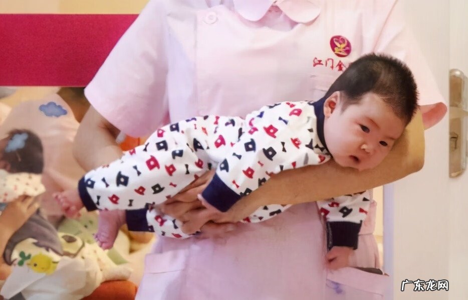 宝宝进入第三个月 宝宝3个月发育标准