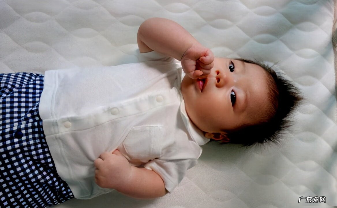 宝宝进入第三个月 宝宝3个月发育标准