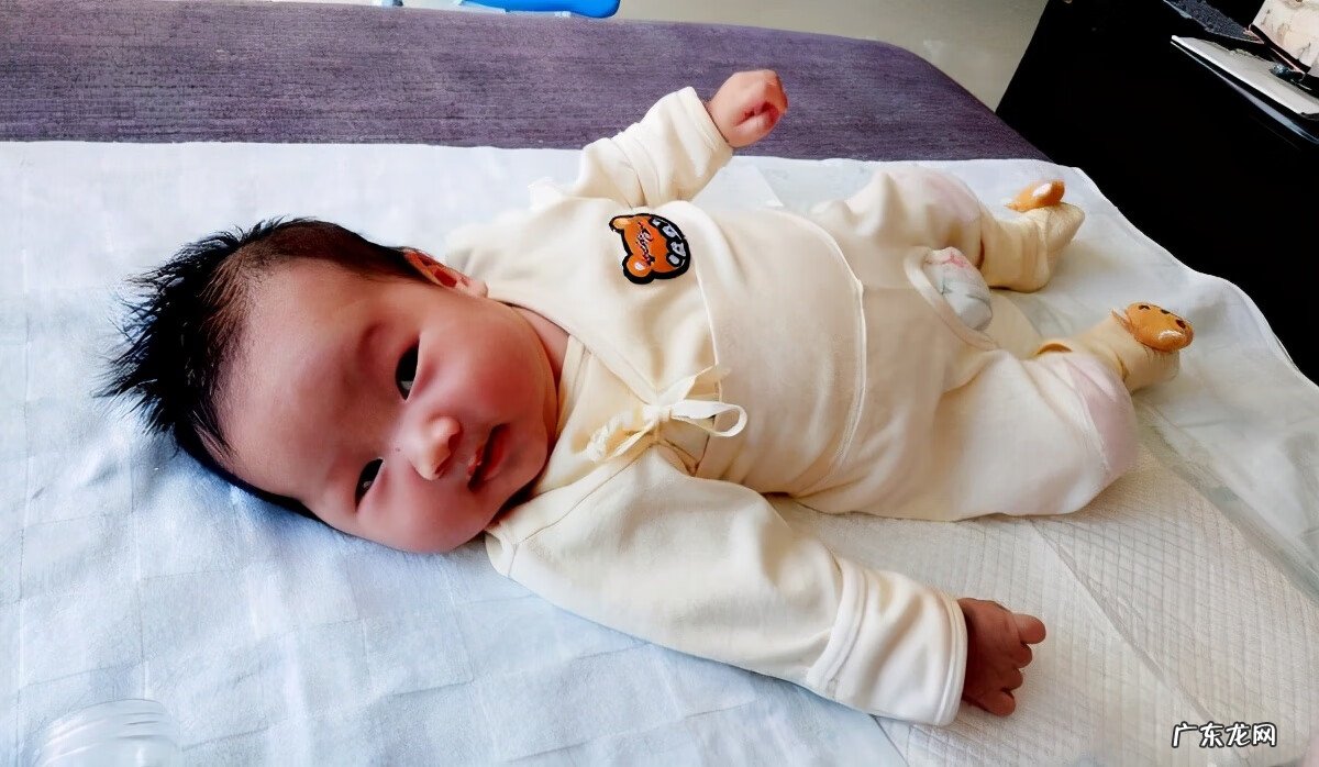 宝宝进入第三个月 宝宝3个月发育标准