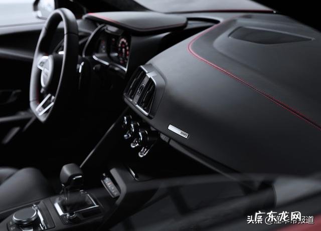 奥迪r8价格及图片 报价 奥迪r8是中置后驱吗