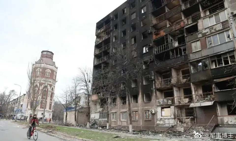 乌克兰战火纷飞,新冠病毒怎么样了?