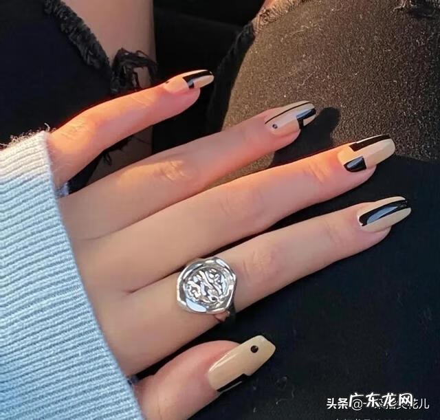 最简单的美甲图案 简单美甲图案大全