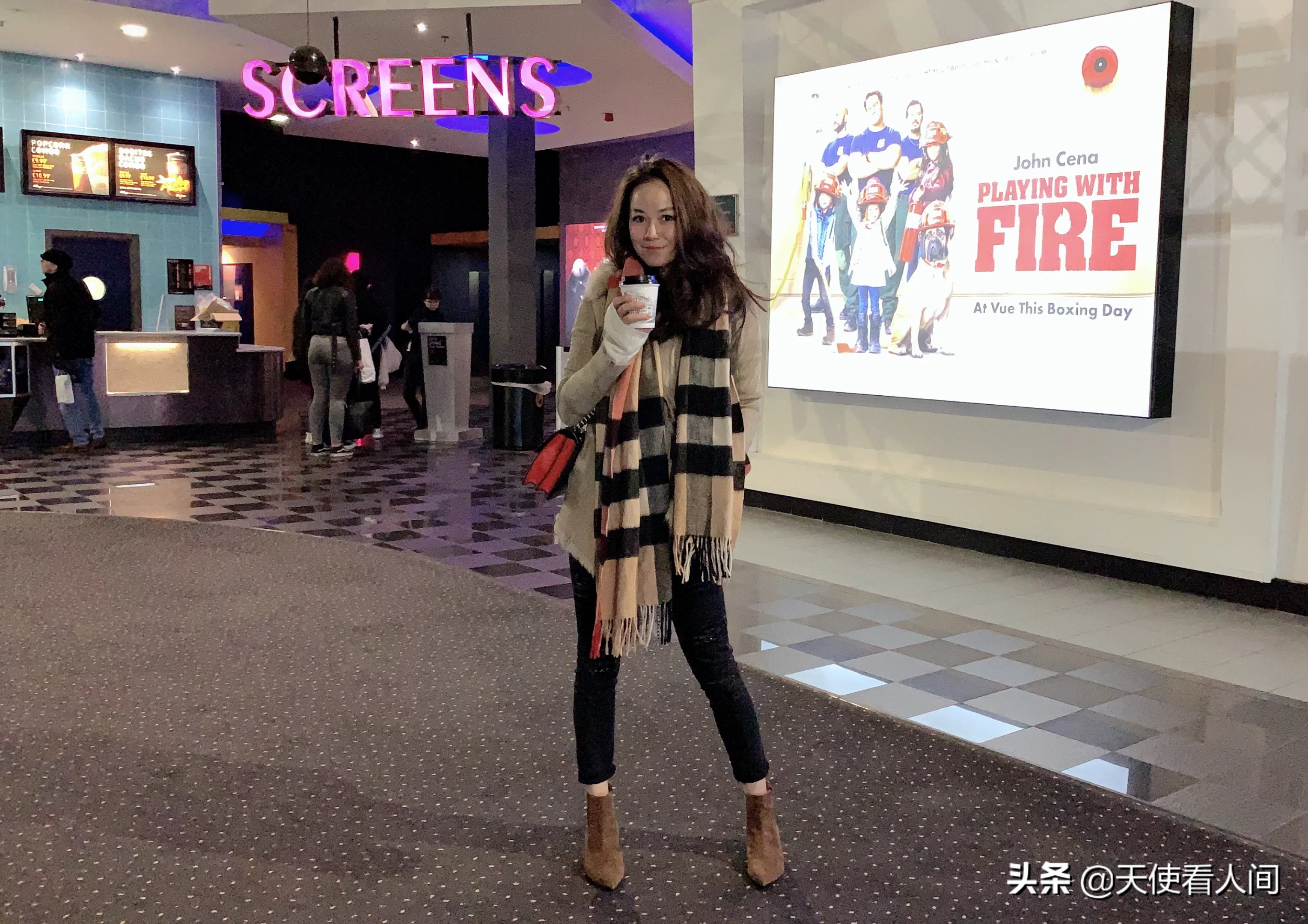 女生怎么搭配出英伦风?