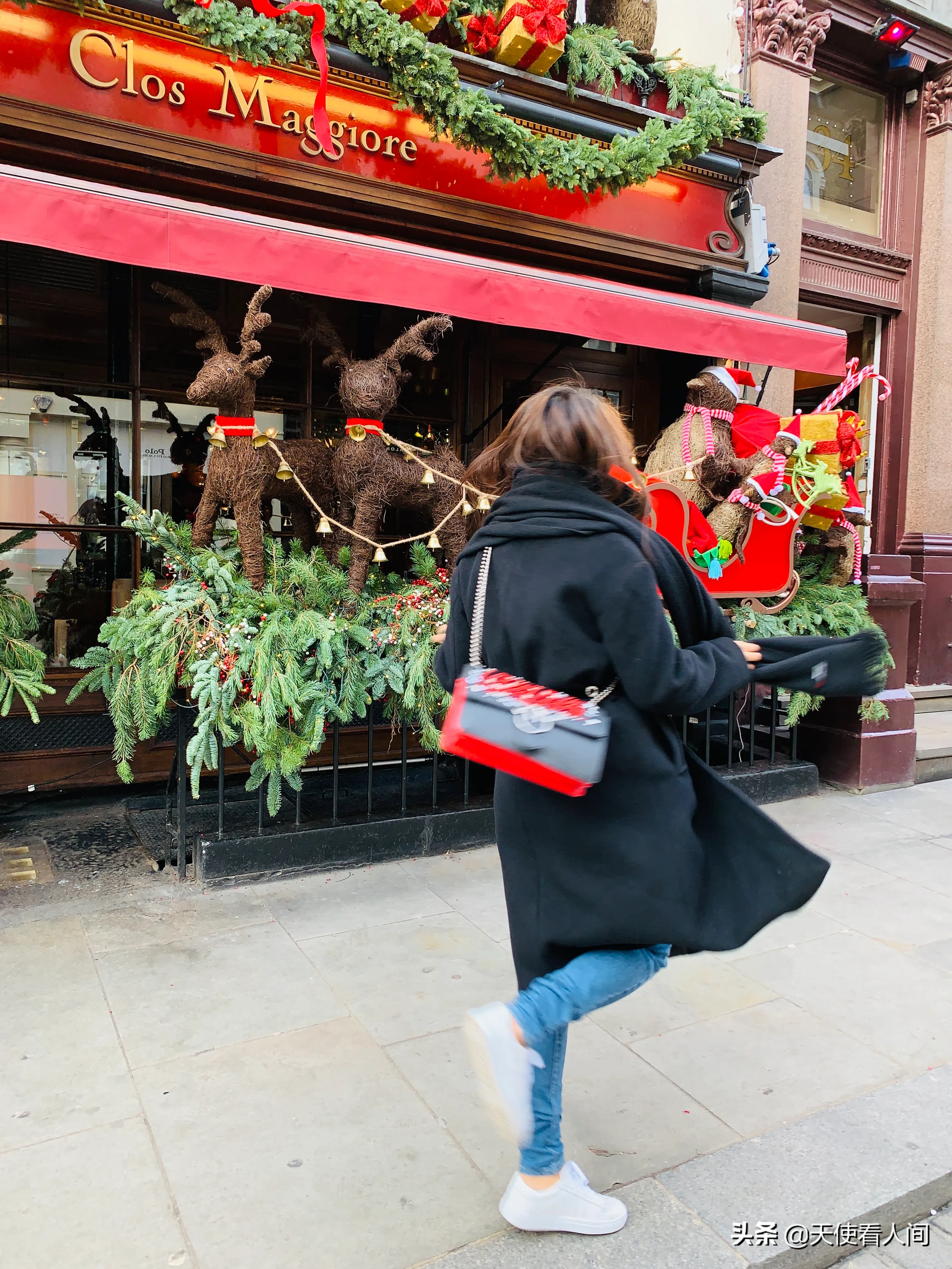 女生怎么搭配出英伦风?