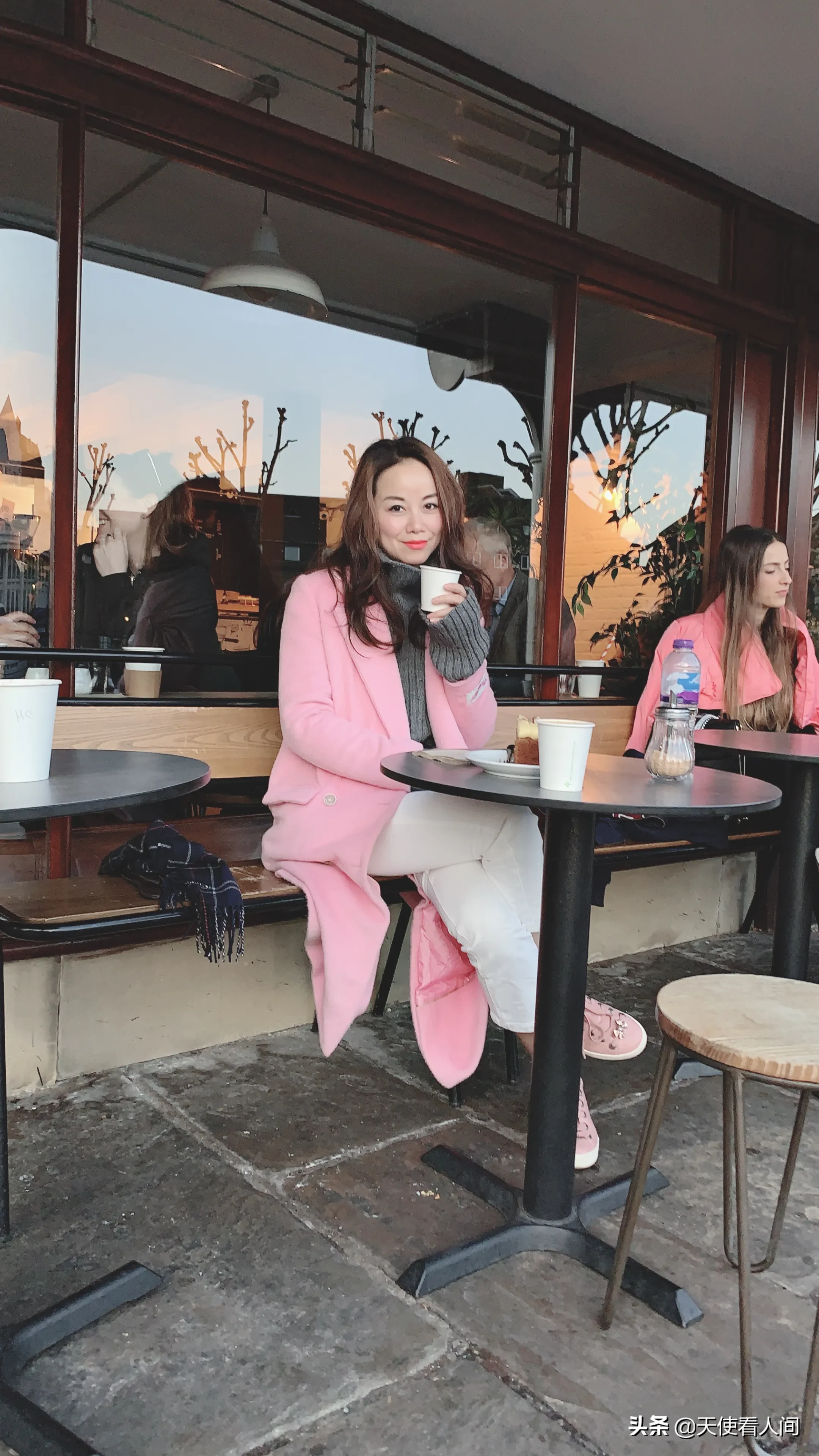 女生怎么搭配出英伦风?