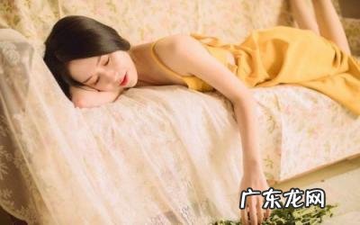 18岁谈恋爱是否算早恋 多少岁算早恋?18岁谈恋爱算不算早恋呢