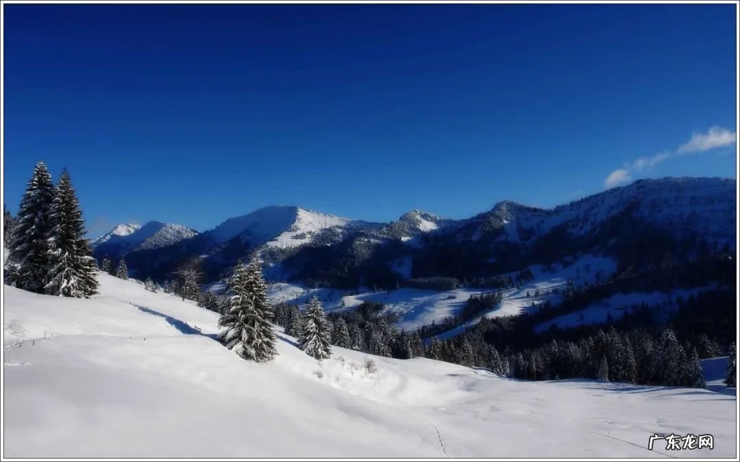 农村房屋风水知识大全 山水草坪风景图片大全
