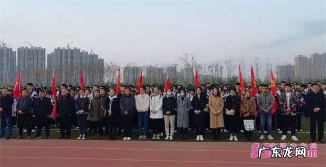 升旗仪式国旗下讲话演讲稿 升旗演讲稿六年级