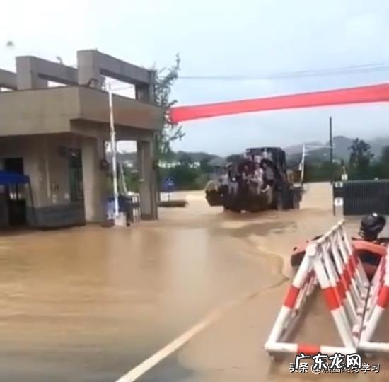 安徽歙县高考语文因暴雨取消,后面应该怎么办?