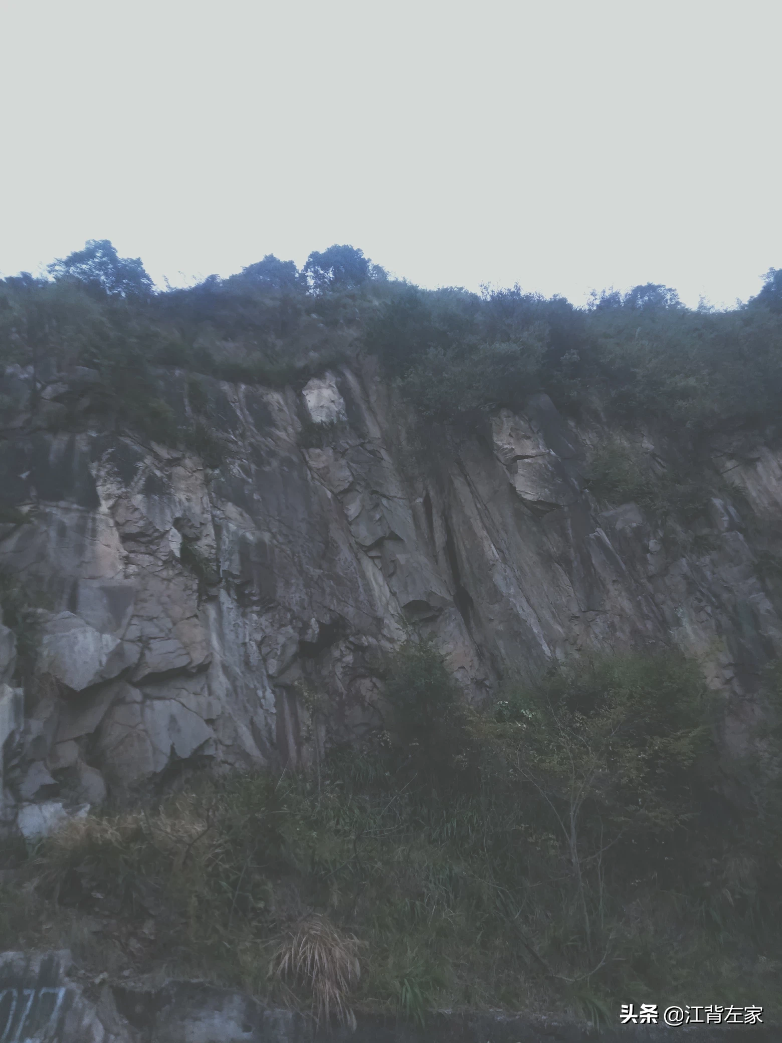 人人都说浙江山水好,面对浙江好山水或者祖国的大好河山,用哪些诗句来形容合适呢?