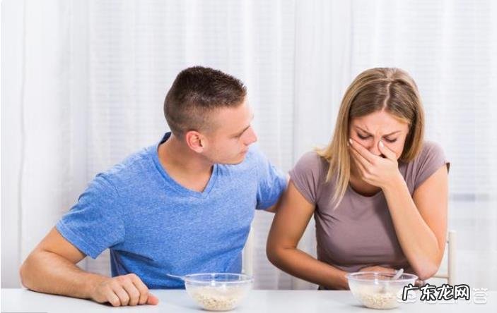 怀孕两个月吐了两周，突然就好了正常吗，要注意什么？