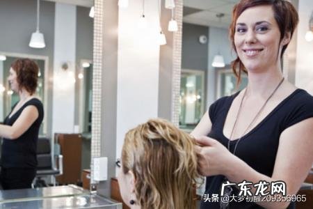 如何跟理发师讲清楚自己要做的发型?