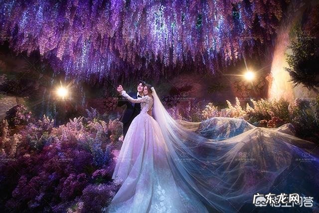 想拍美美的婚纱照,婚纱礼服该如何选择?