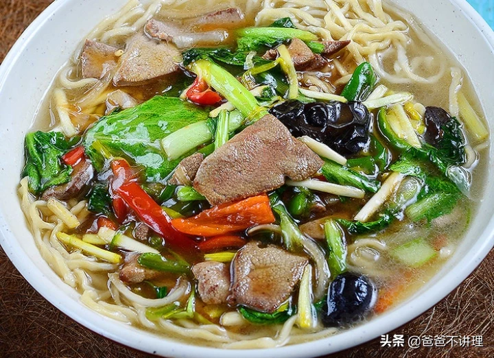 怀孕头三个月,孕妇一日三餐都吃什么?