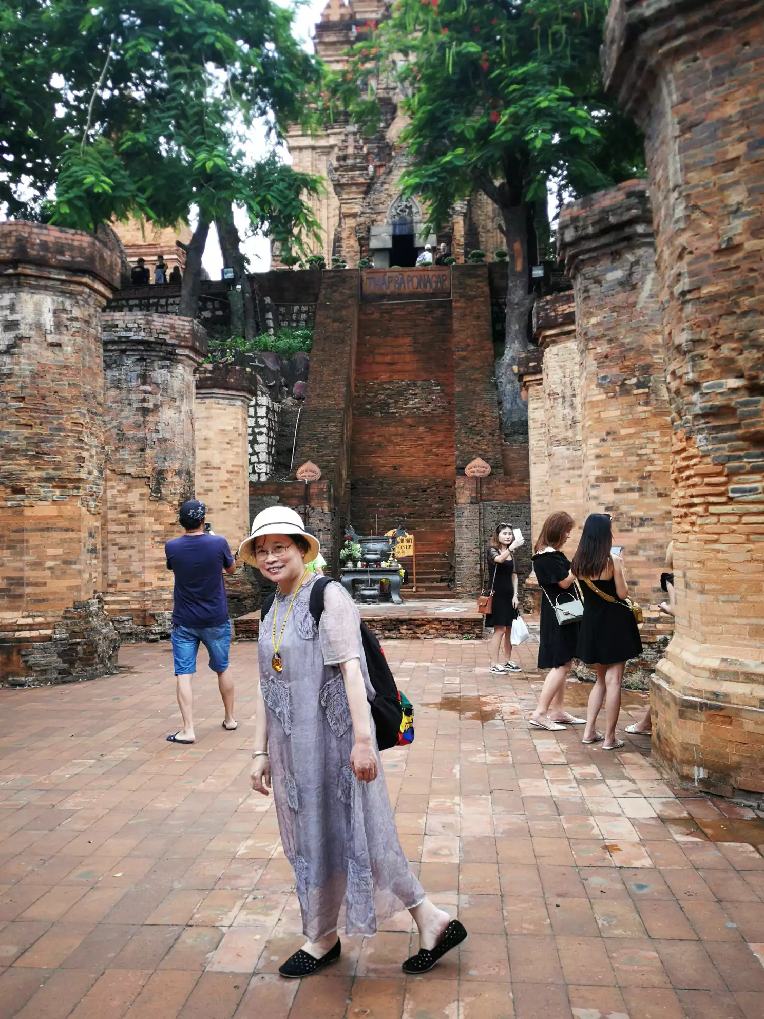 出去旅游穿什么衣服好呢？