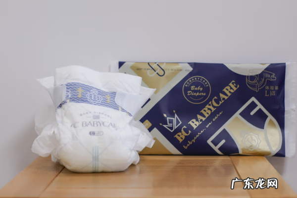 婴儿纸尿片怎么固定 婴儿纸尿片图片