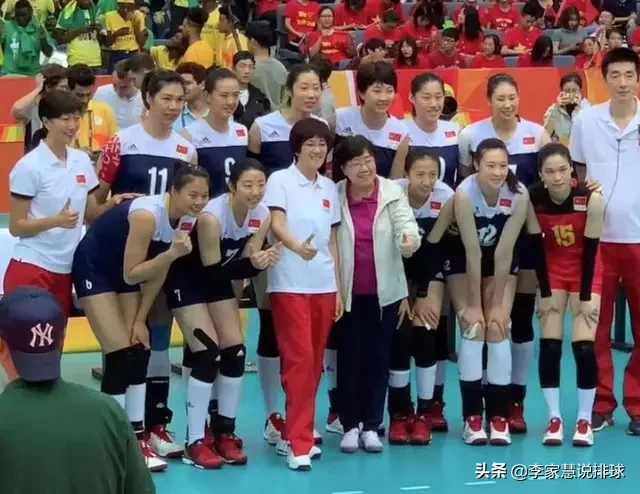 情商高又善良，惠若琪回应被全身打马赛克，用幽默化解工作人员的失误，怎么看？