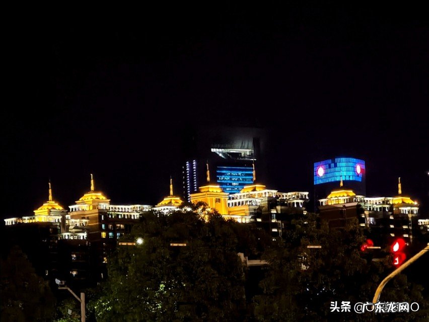 喜欢拿着手机一路随拍,记录沿途美景让人沉醉的那一刻…如果你也喜欢能一起分享下吗?