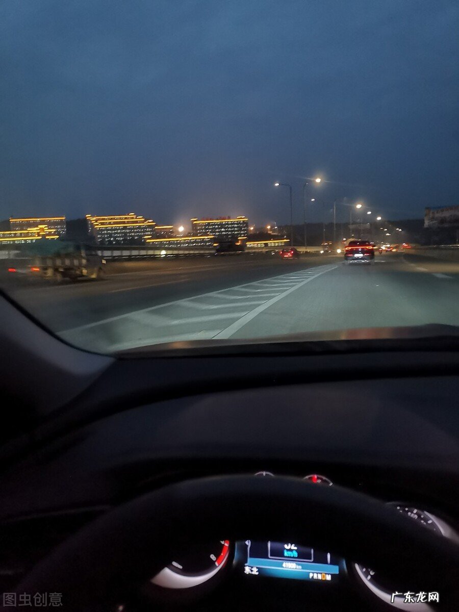 我想晚上兼职代驾，有干过的朋友告诉一下，能不能挣钱？