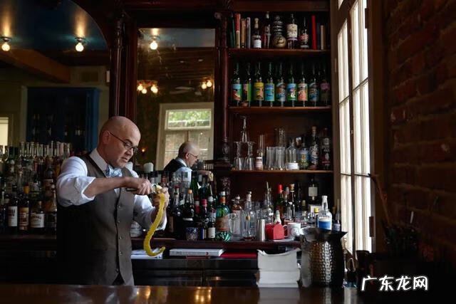 花式调酒4套基本动作 先生的花式调酒