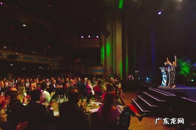 花式调酒4套基本动作 先生的花式调酒